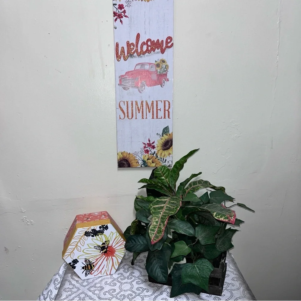 Floral Welcome Summer Wall Decor